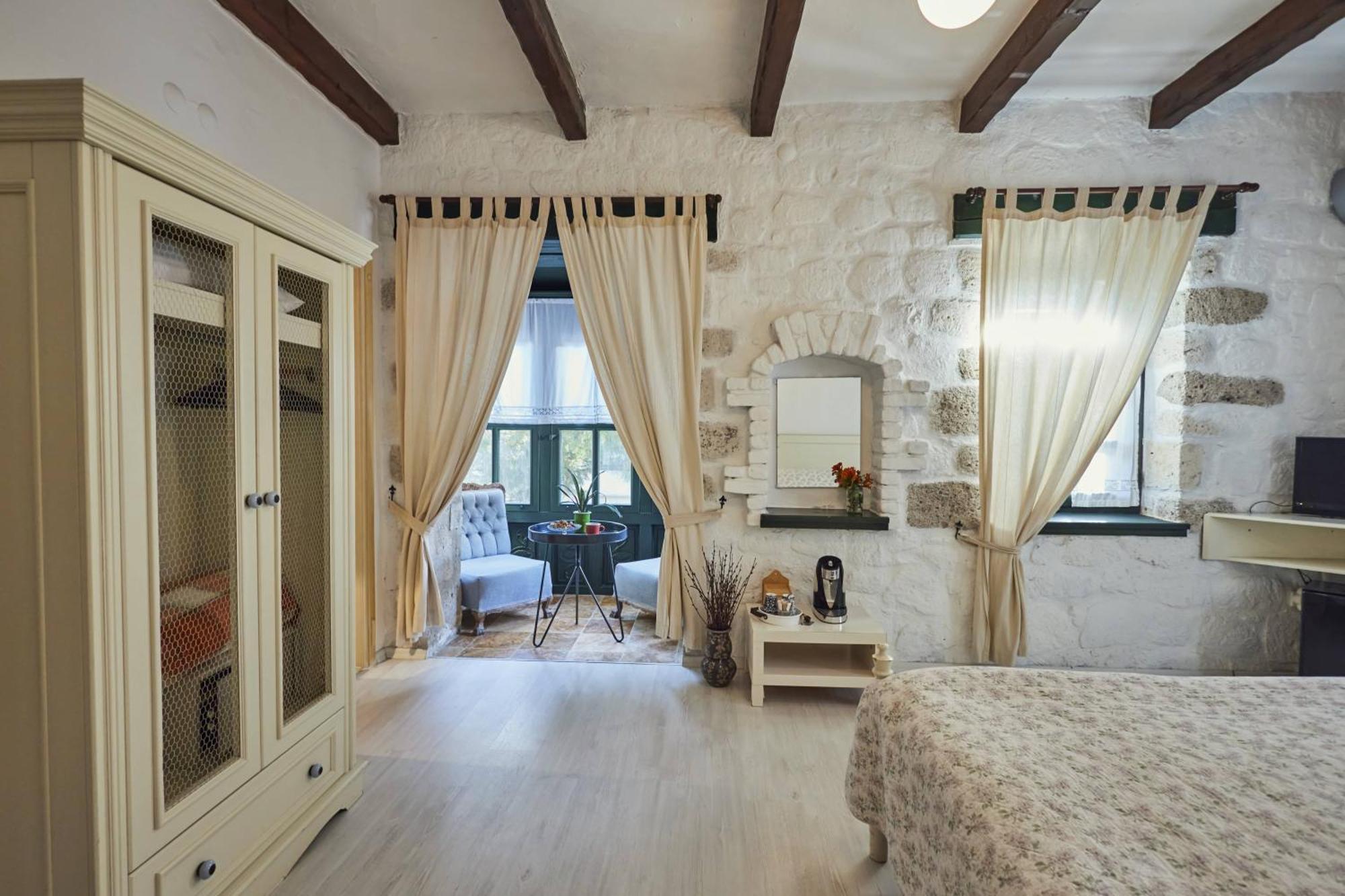 Alacati Zeytin Konak Hotel エクステリア 写真